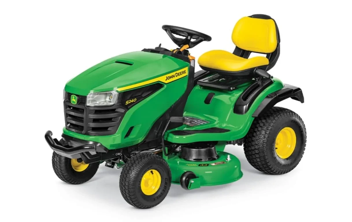 John Deere S240 Lawn Tractor, 42-in. Deck